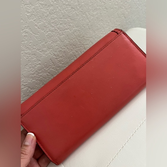 ⚡️Price Drop⚡️ Coach Envelope Wallet- Used - Picture 2 of 10